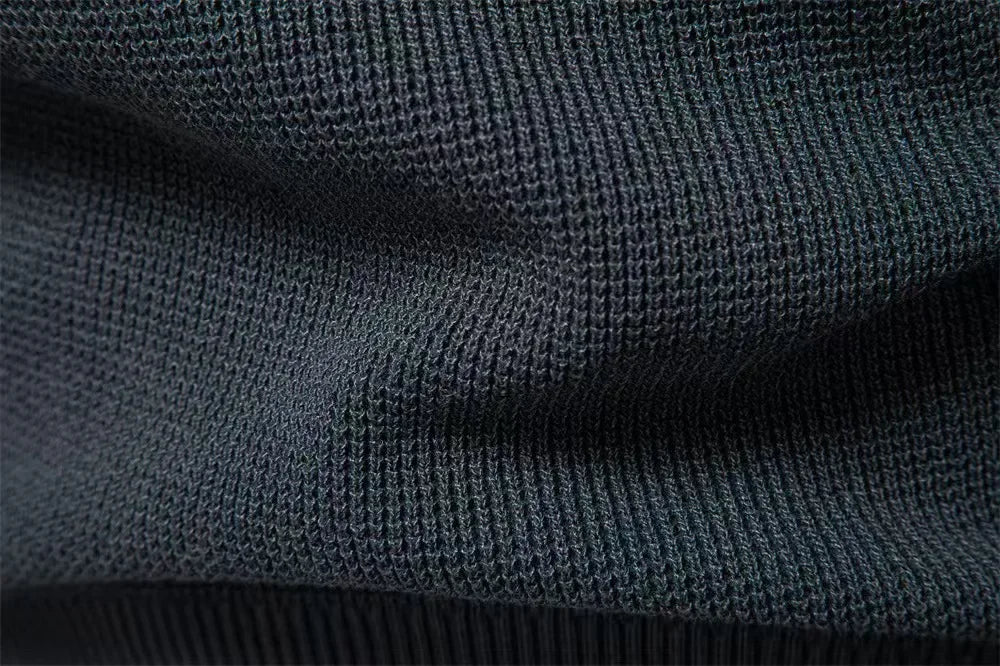 2025 autumn and winter new round-neck fashionable pure-color sweater for men, high-quality business casual knitted men's sweater