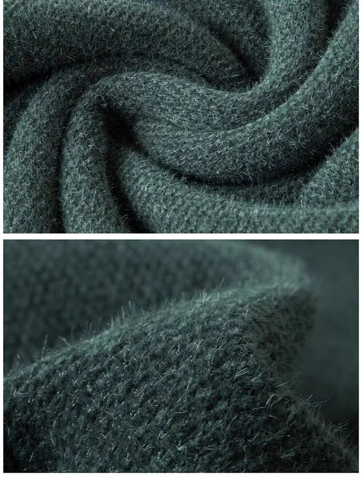 Men's high-quality wool sweater paired with exquisite horse riding embroidery, winter warm half neck fashionable knitted sweater